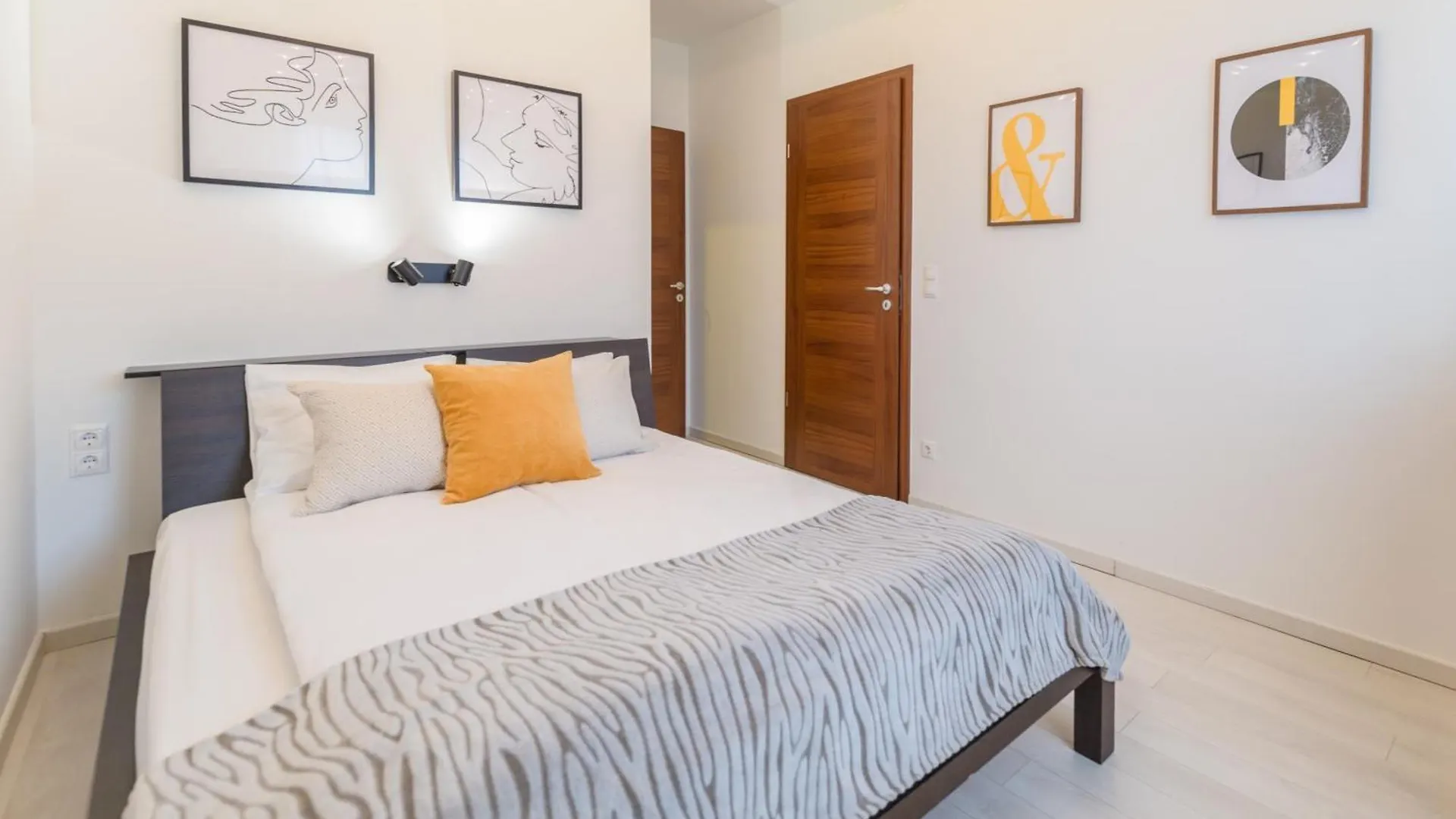 Miami Vice Apartment With Balcony Budapest 0*,  Hungary