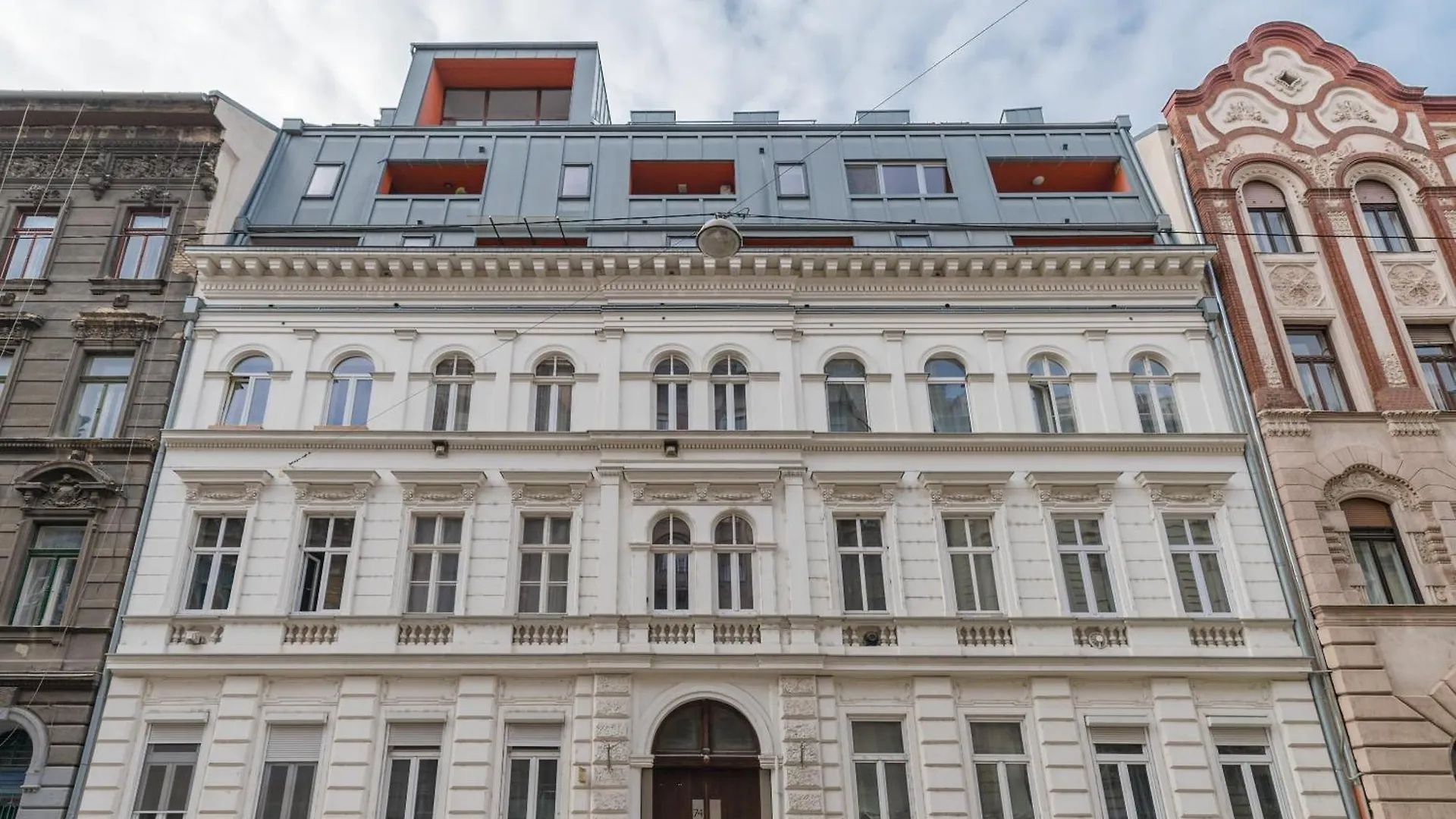 Miami Vice Apartment With Balcony Budapest 0*,